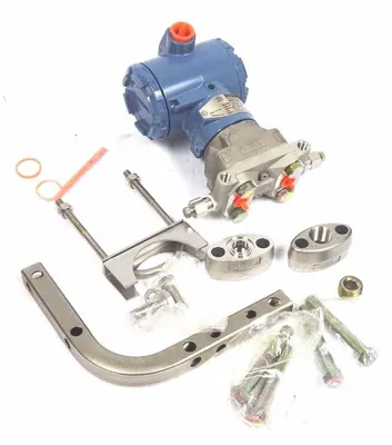 NEW ROSEMOUNT 3051CD1A23A1AB4DFQ4 PRESSURE TRANSMITTER