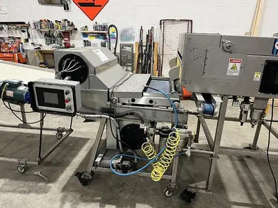 USED WECO / WEIGHRIGHT / A&B BERRYTEK TWO-VIEW COLOR/SOFT SORTER