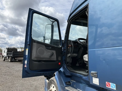 Used 2012 VOLVO VNL 6X4 Conventional trucks Michigan US | Miedema Asset Management Group #1476614