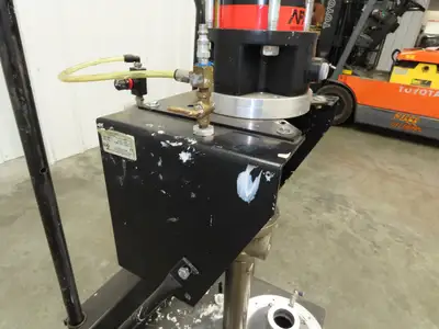 ARO AF0441-01 Pneumatic Extrusion Pump 6549 PSI 5 Gal Pail Lifter Unloader Cart