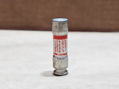 Used GOULD SHAWMUT HNR 10 Misc Electrical & Power Parts British Columbia CA | Lenmark #1438845