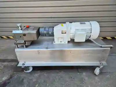 Used JOHNSON PUMP 2/0017 Centrifugal Pumps CZ | Perry Equipment #1266884