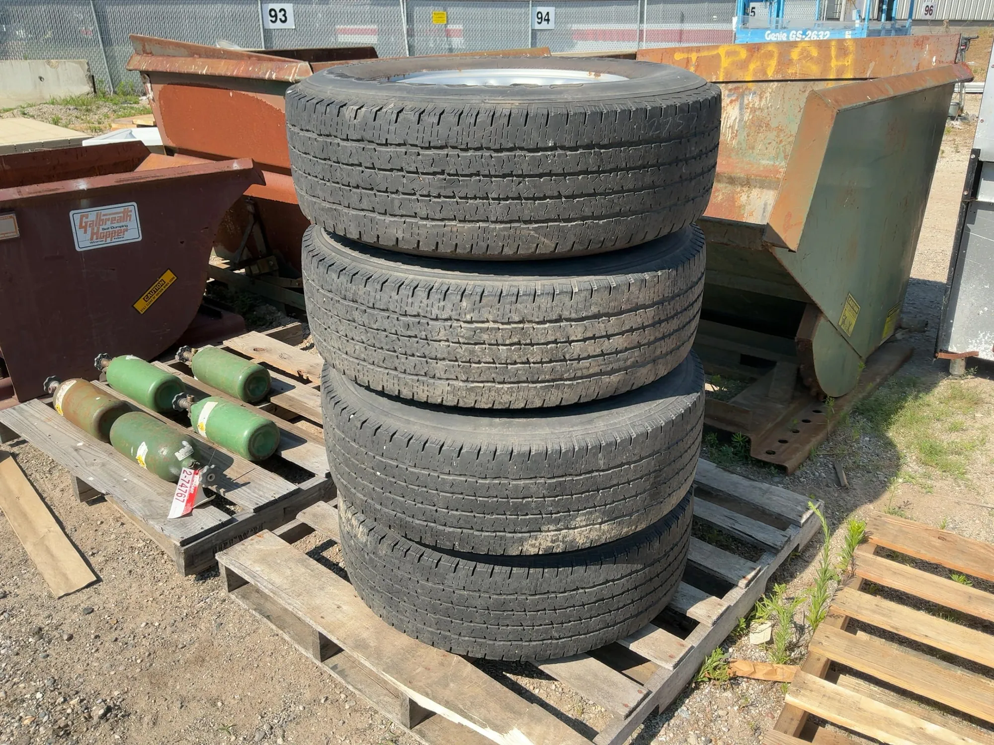 Used FIRESTONE LT275I70R18 Wheels & Tires Michigan US | Miedema Asset Management Group #1324048