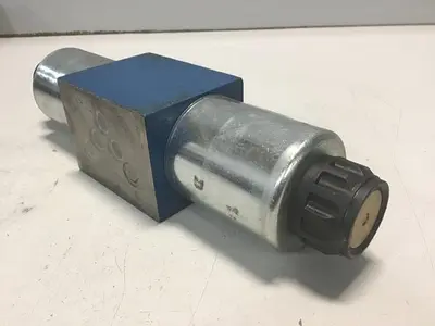 USED REXROTH 4WE10U33/CG24N9K4