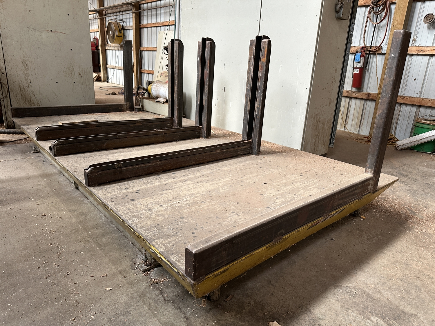 Southworth 5' x 10' 8,000 lbs. Scissors Lift