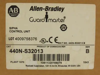 Allen Bradley 440N-S32013 Guardmaster Sipha Safety Control Relay 24V Ser B