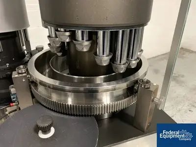 USED MG2 MG2 Futura Capsule Filling Machine Powder and Pellets