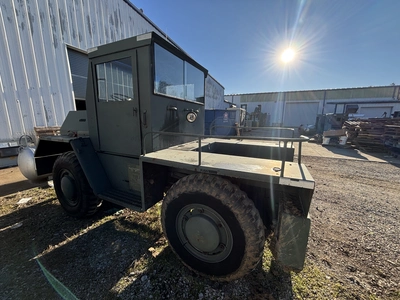 American Coleman MB-4 Aircraft Pushback Tractor