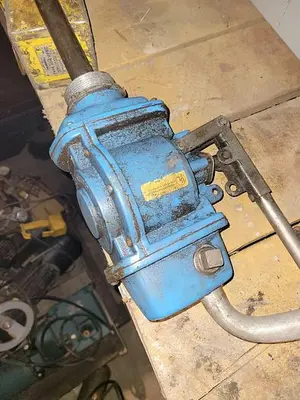 USED BLACKMER 525