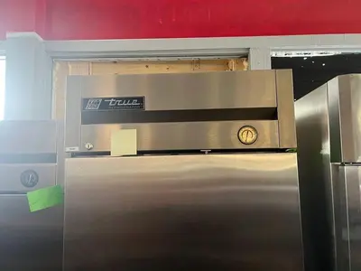 Used: True T-23-HC 27” One Section Reach In Refrigerator, (1) Right Hinge Solid Door, 115vUsed: True T-23-HC 27” One Section Reach In Refrigerator, (1) Right Hinge Solid Door, 115v