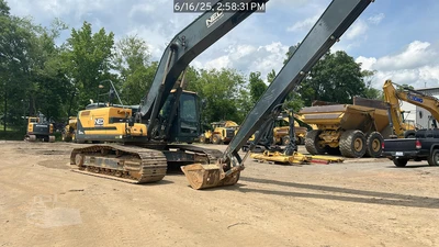 Used 2022 HYUNDAI HX300A LR Crawler Excavators North Carolina US | National Equipment Dealers #1422426