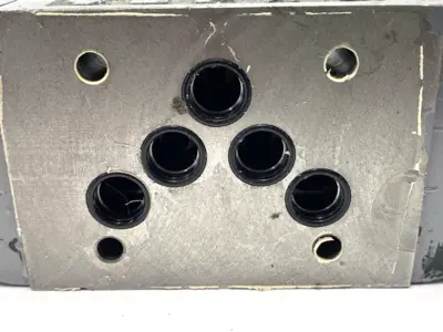 USED TOKIMEC DIRECTIONAL CONTROL VALVE