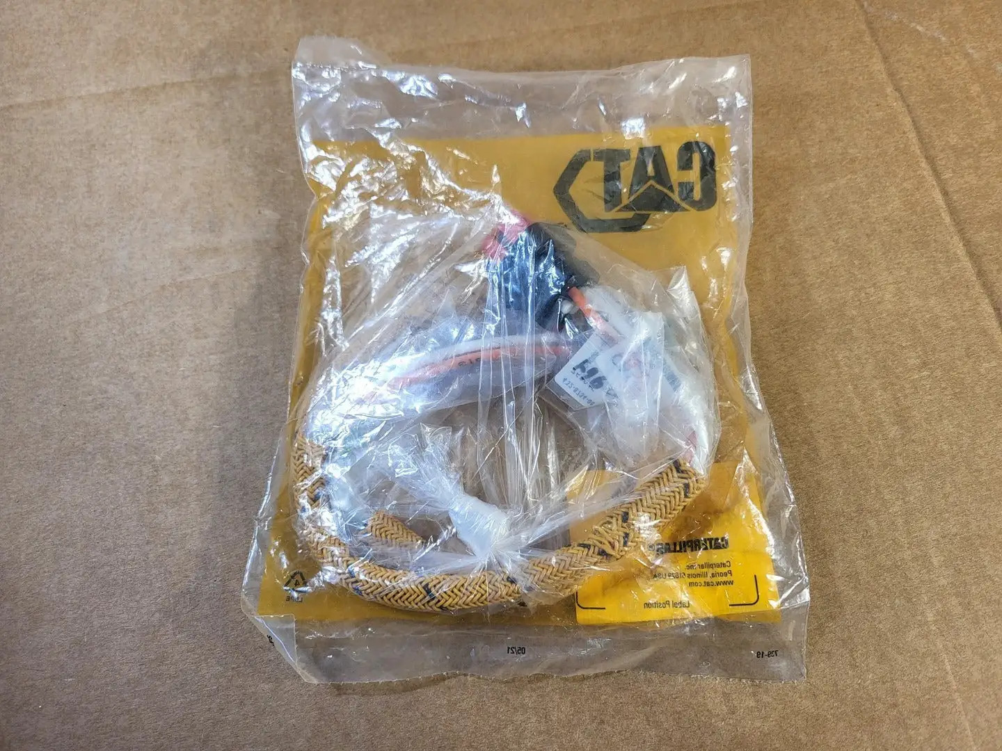 NEW CATERPILLAR 432-8734
