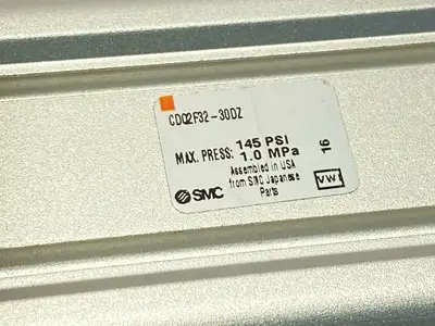 CDQ2F32-30DZ | SMC  Pneumatic Cylinder 32mm Bore 30mm Stroke - New Other