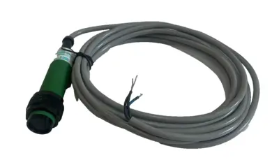 NEW CUTLER – HAMMER E58CAL18T111D2 PHOTOELECTRIC TUBULAR SENSOR SER. C1