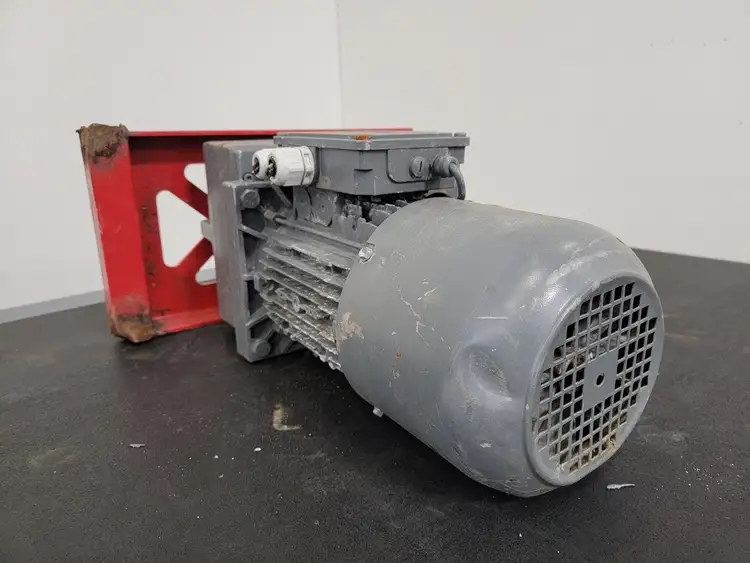 Used LENZE EN60034 Motors (misc) British Columbia CA | Lenmark #247532