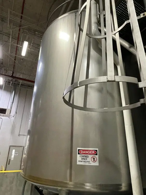 Used MUELLER 9000 Gallon Stainless Steel Tanks Georgia US | Envoy Equipment LLC #450250