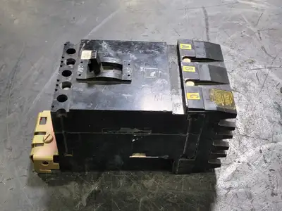 20 Amp, 3 Pole, 120/240 volts Circuit Breaker