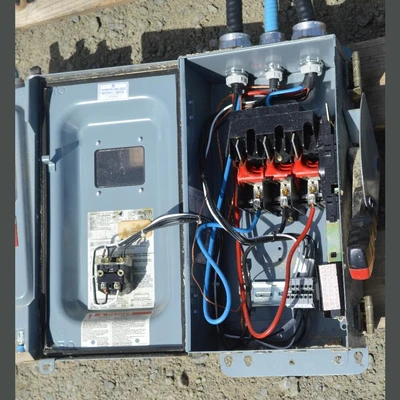 Square D 60 Amp Non-Fusible Disconnect