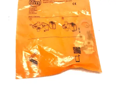 E21272 | Ifm  O6 Clamp Bracket Mounting Set for Photoelectric Sensors - New
