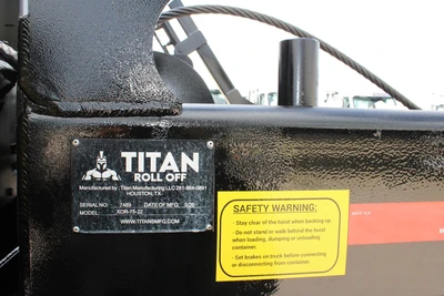 New | in-Stock 2027 WESTERN STAR 47X Hooklifts & Roll-Offs Texas US | Roll Off Truck World #1492010