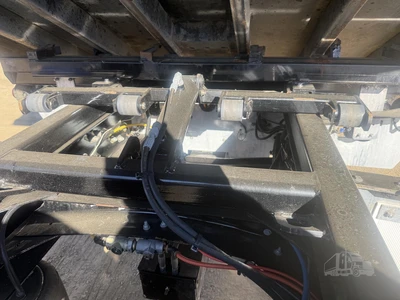 Used 2018 FREIGHTLINER BUSINESS CLASS M2 106 Hooklifts & Roll-Offs California US | Mittry Construction #1363502