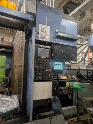 1998 HPM MLH2200 Injection Molding Machines | ListingHippo (7)