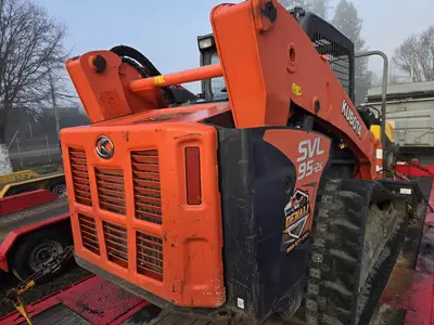 USED 2020 KUBOTA SVL95-2S
