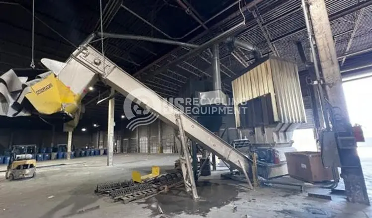 Used 2004 VECOPLAN RG52-100 SHREDDER SYSTEM WITH CONVEYOR & DUST COLLECTOR Shredders Texas US | US Recycling Equipment #1566555