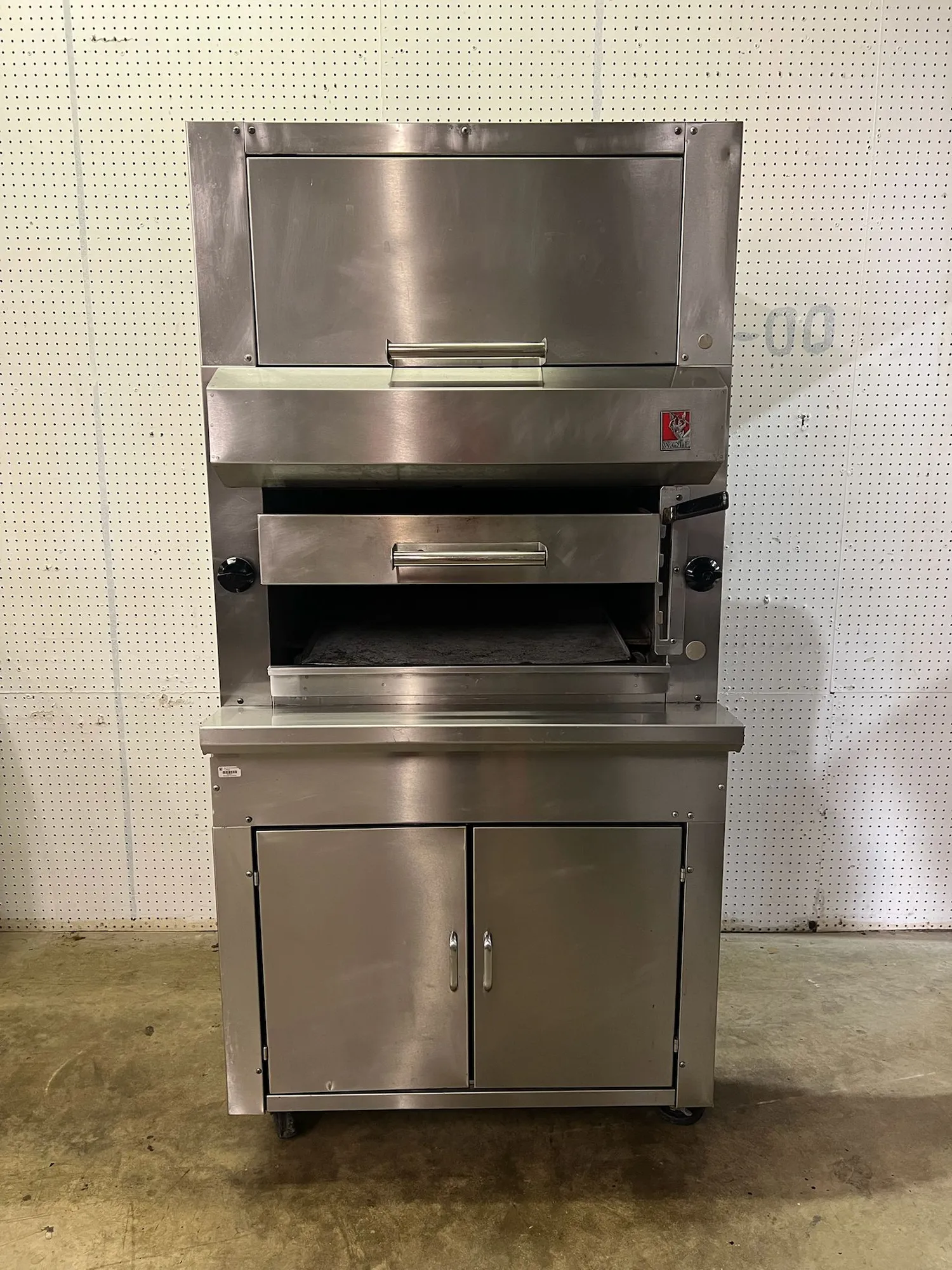 Used Wolf Used 36" Wolf FS-HB-1 Commander Series Natural Gas Top-Fired Broiler Broilers Illinois US | Falcon Restaurant Supply #1375046
