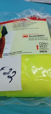 NEW 3M 3M Safety Vest Yellow 94616