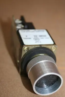 USED ALLEN BRADLEY 800MR-D9 BLACK