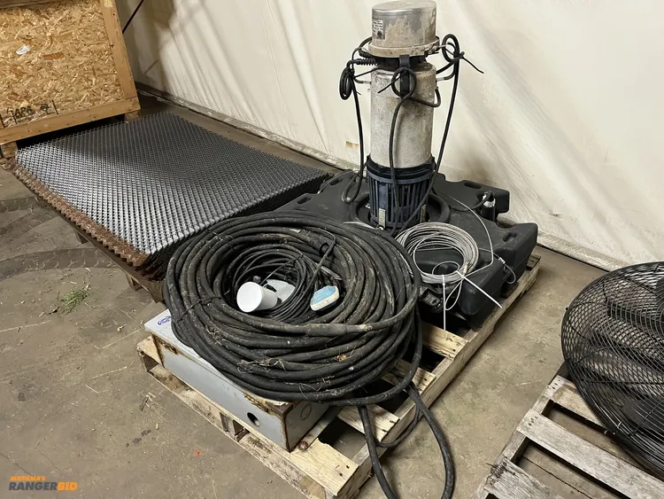 Used OTTERBINE CONCEPT 3 5HP POND FOUNTAIN WITH FOUNTAIN GLO LIGHTING Submersible Pumps Michigan US | Miedema Asset Management Group #1066614