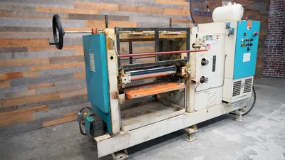 Black Bros 32″ Top & Bottom Hot Melt Glue Spreader Model 775