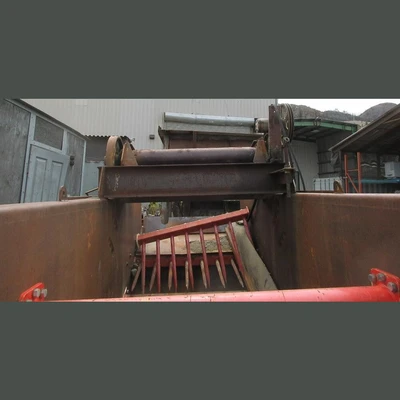 Derocker Finger Feeder