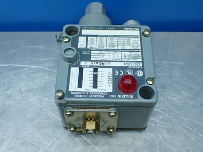 NEW ALLENBRADLEY 836TT253J