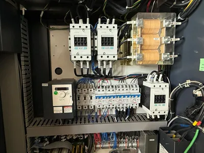 2011 MAKINO PS95 CNC Machining Center | ListingHippo (38)