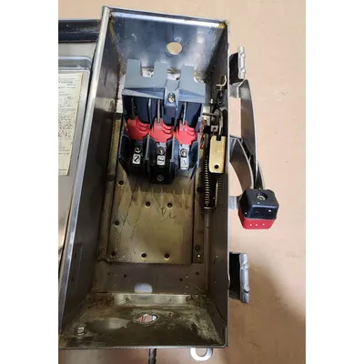 Used Stainless Steel Square D Safety Switch Disconnect 600 VAC 30 Amp