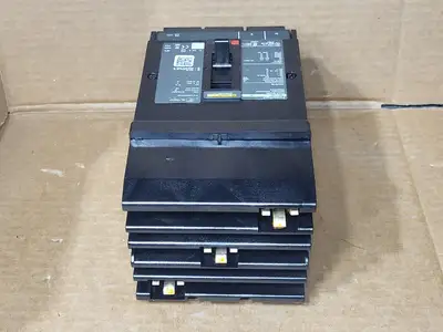 NEW SQUARE D HDA36100