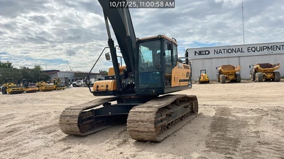 Used 2023 HYUNDAI HX300A LR Crawler Excavators North Carolina US | National Equipment Dealers #1422320