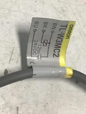 USED OMRON TL-W3MC2