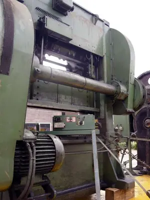 USED ARBOGA 250 TON