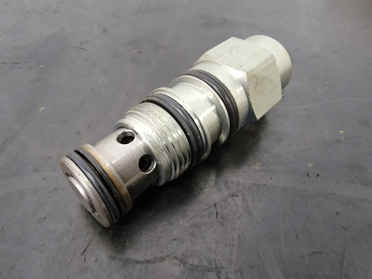 USED SUN HYDRAULICS CBEA LHN