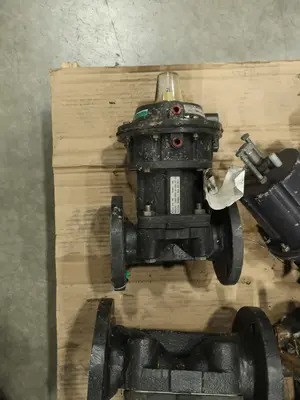 4 PALLETS OF ASSORTED VALVES