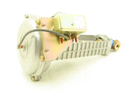 Siemens 59901050 Pneumatic Diaphragm Actuator with 1/2"NPT Bronze Globe Valve