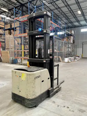 Used 2018 CROWN SP3520-30 Order Pickers Texas US | TB Forklifts #1274946