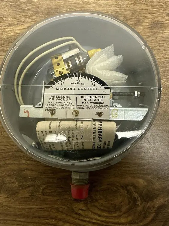 New | in-Stock MERCOID CONTROL PG-3-P2 Miscellaneous Equipment (Electrical & Power) Ohio US | Surplus Asset Holdings #1241315