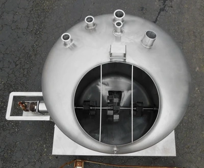 USED DIXIE MIXER 250 GALLON