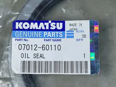 NEW KOMATSU 07012-60110