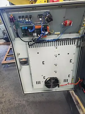 USED 2010 FANUC M-20IA